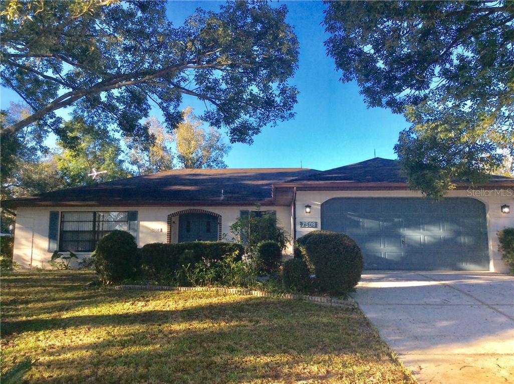 7508 Holiday Dr., Spring Hill, FL 34606