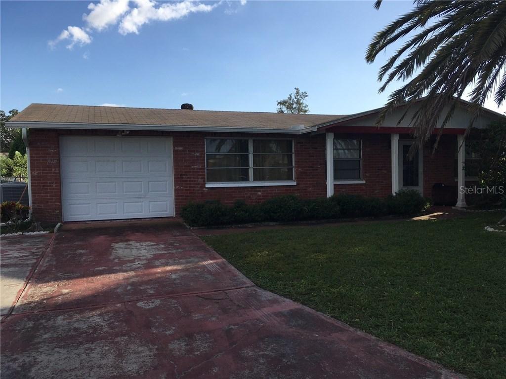 3716 Elmwood Dr., Holiday, FL 34691