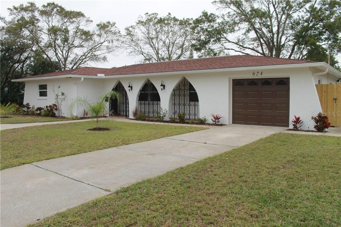 624 Tessier Dr., Tarpon Springs, FL 34689