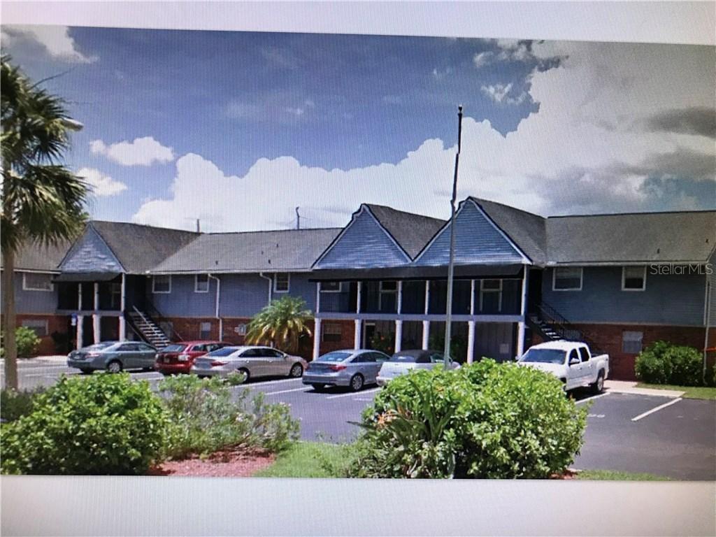 200 Country Club Dr. #404, Largo, FL 33771