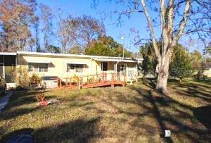 5469 Darlene St., Weeki Wachee, FL 34607