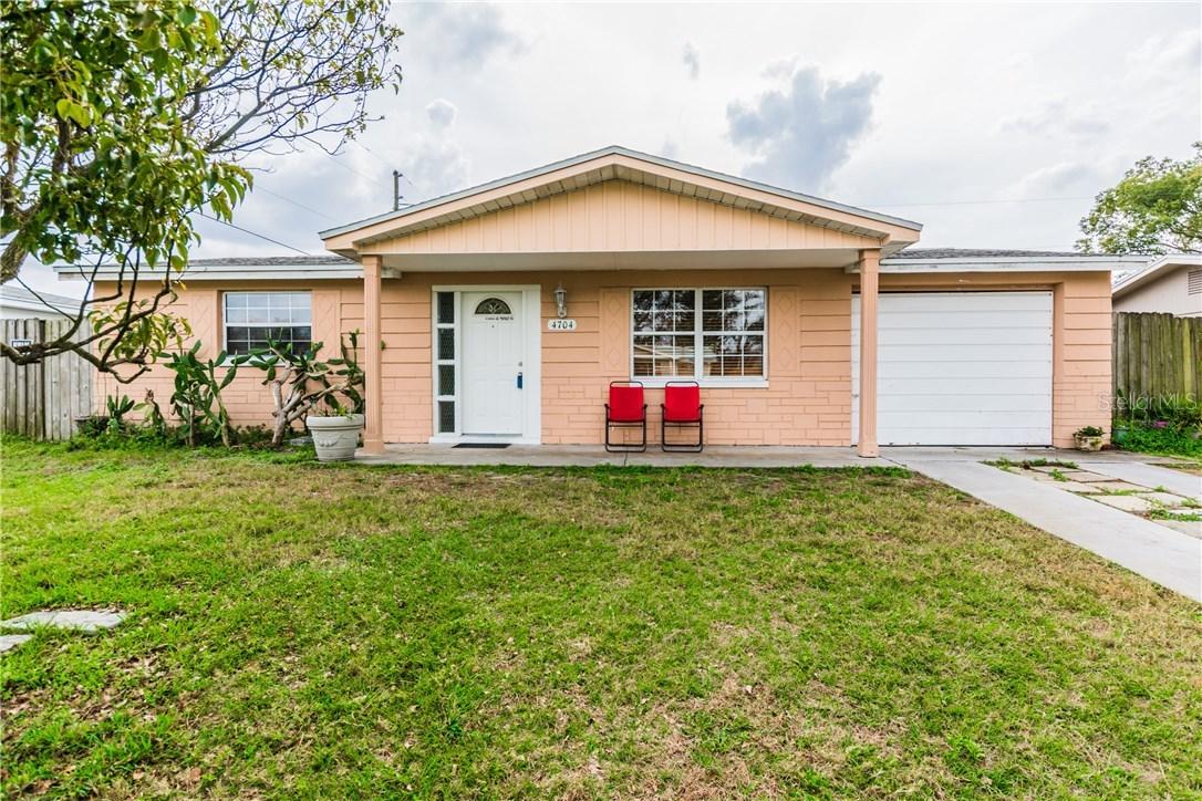 4704 Aegean Ave., Holiday, FL 34690