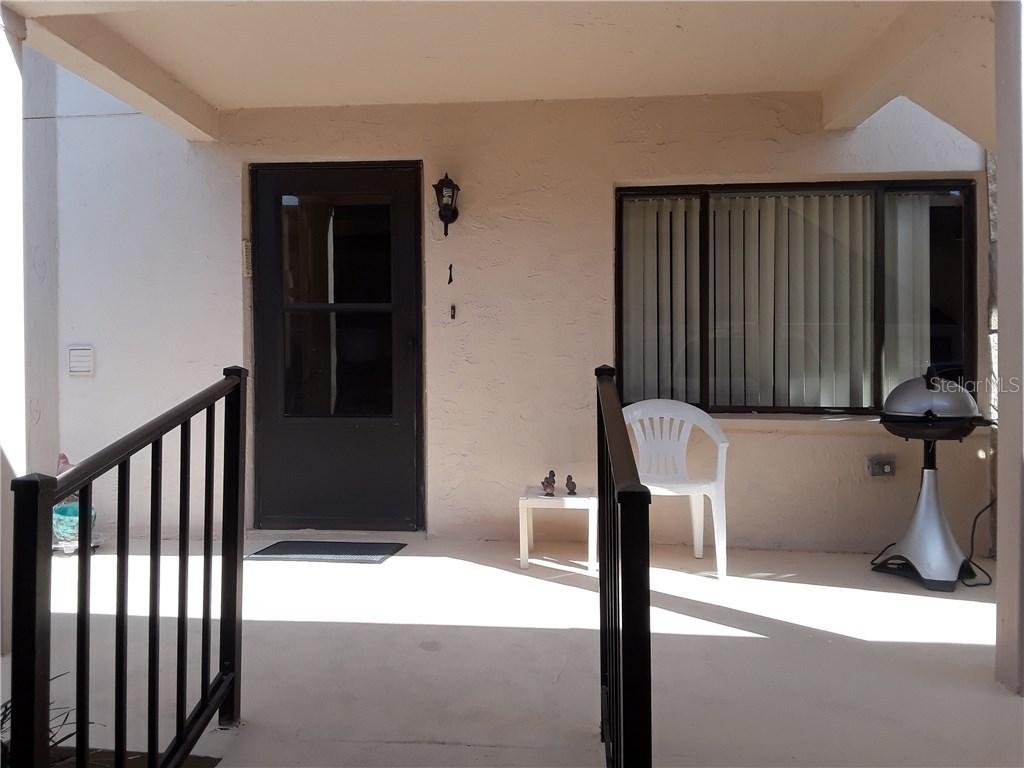 9961 Eagles Point Cir. #1, Port Richey, FL 34668