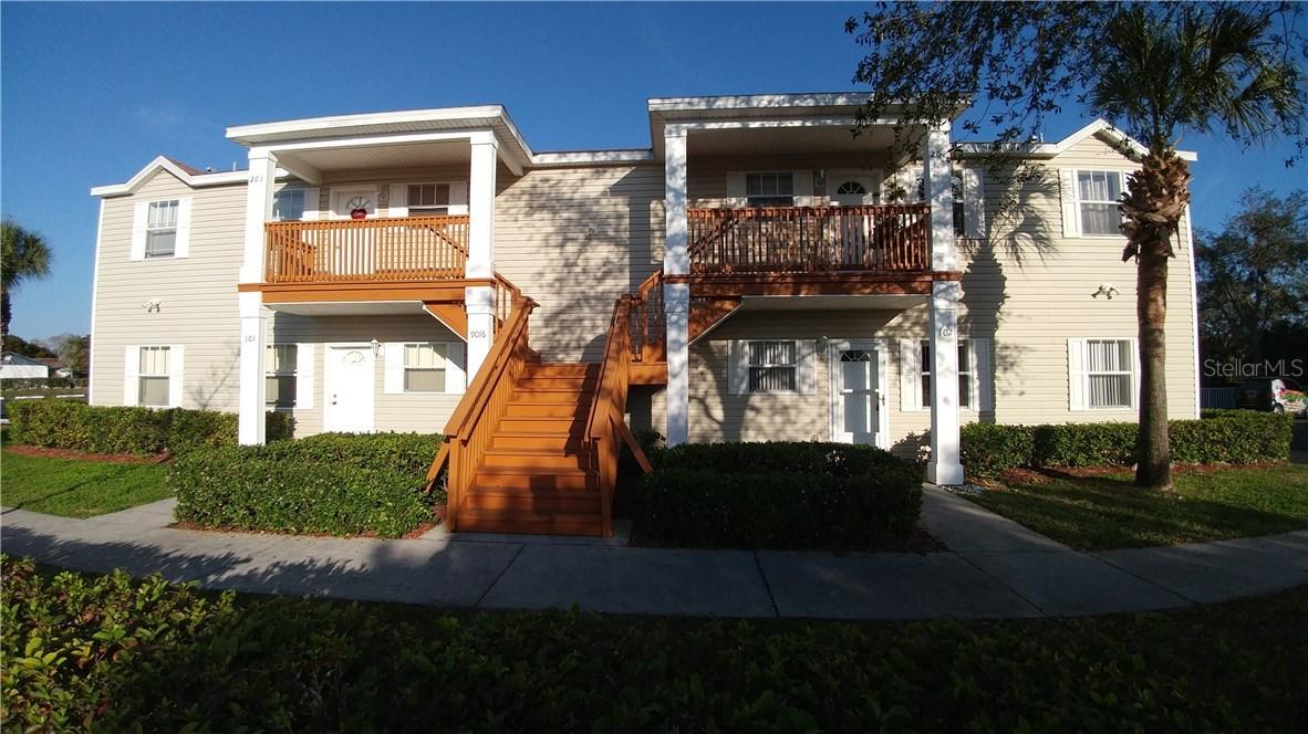 9016 Shallowford Ln. #102, Port Richey, FL 34668