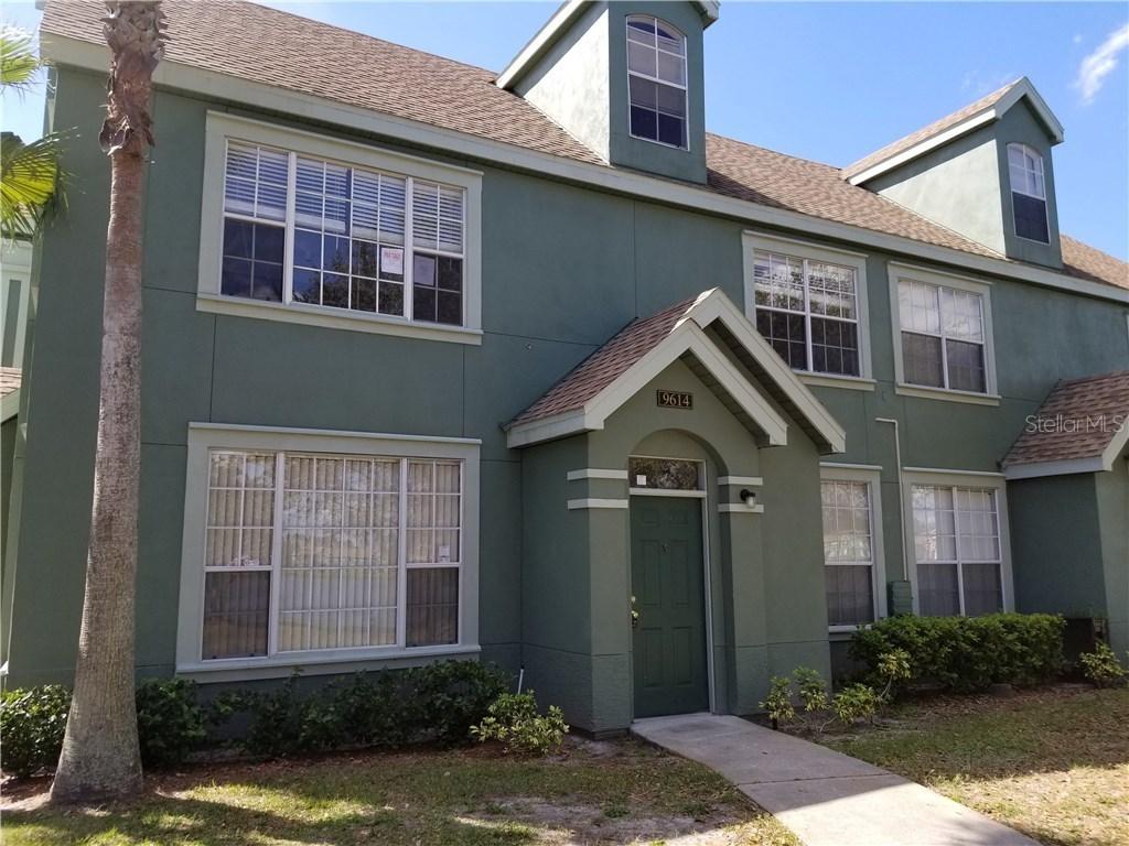 9614 Lake Chase Island Way, Tampa, FL 33626