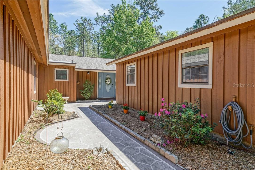 24431 Mccaw Rd., Brooksville, FL 34601