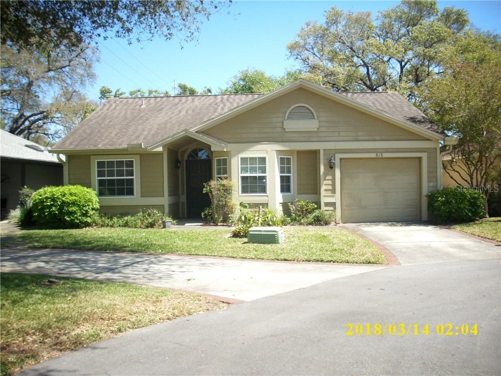 818 Franklin Cir., Palm Harbor, FL 34683