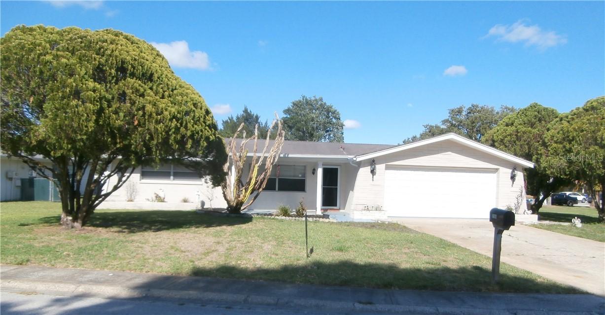 7765 Cherrytree Ln., New Port Richey, FL 34653