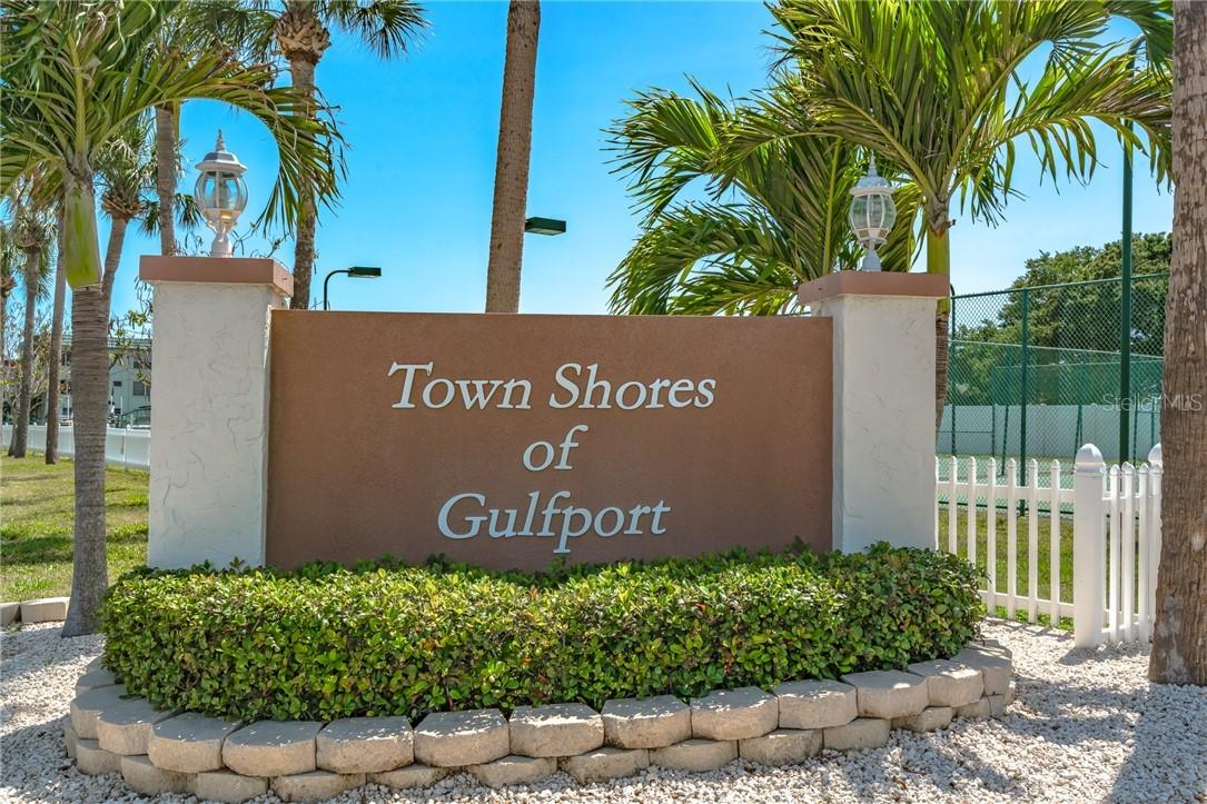 3018 59th St. #103, Gulfport, FL 33707