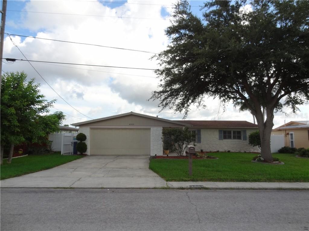 4325 Baden Dr., Holiday, FL 34691