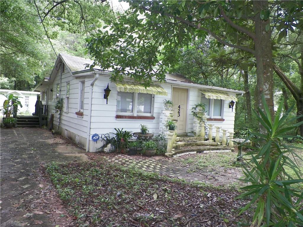 423 Lincoln Ave., Brooksville, FL 34604