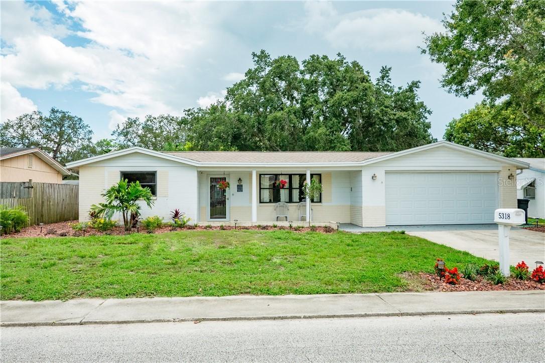 5318 Bobwhite Dr., Holiday, FL 34690