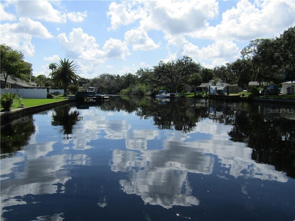 5636 Riverview Dr., New Port Richey, FL 34652