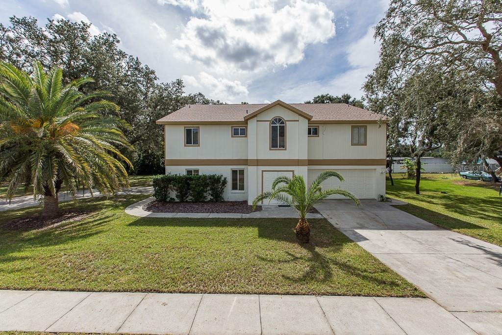 1808 Rumar Ln., Holiday, FL 34691