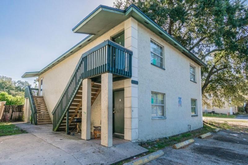 8601 N 39th St., Tampa, FL 33604
