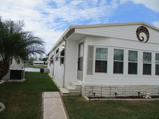 3211 Southport Dr., Holiday, FL 34690