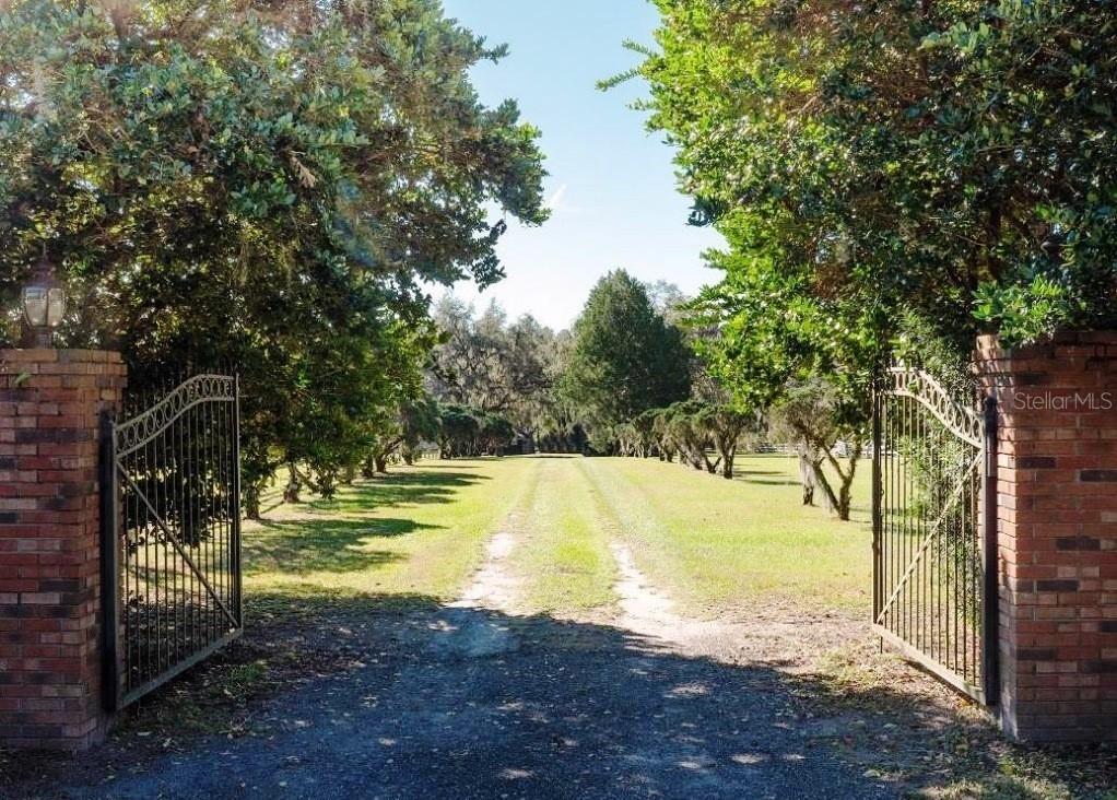 23098 Jacobson Rd., Brooksville, FL 34601