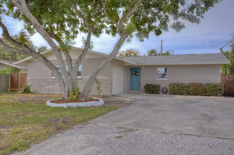 12372 113th St St., Largo, FL 33778