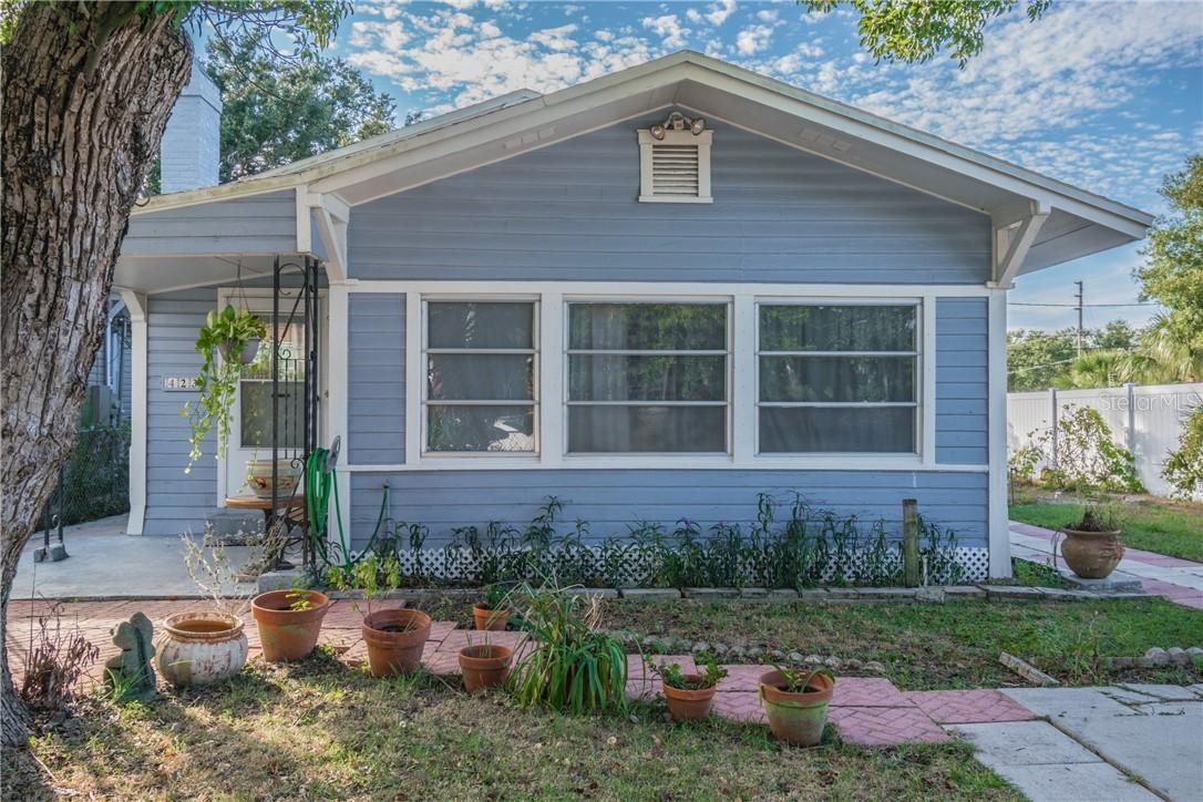 423 N Ring Ave., Tarpon Springs, FL 34689