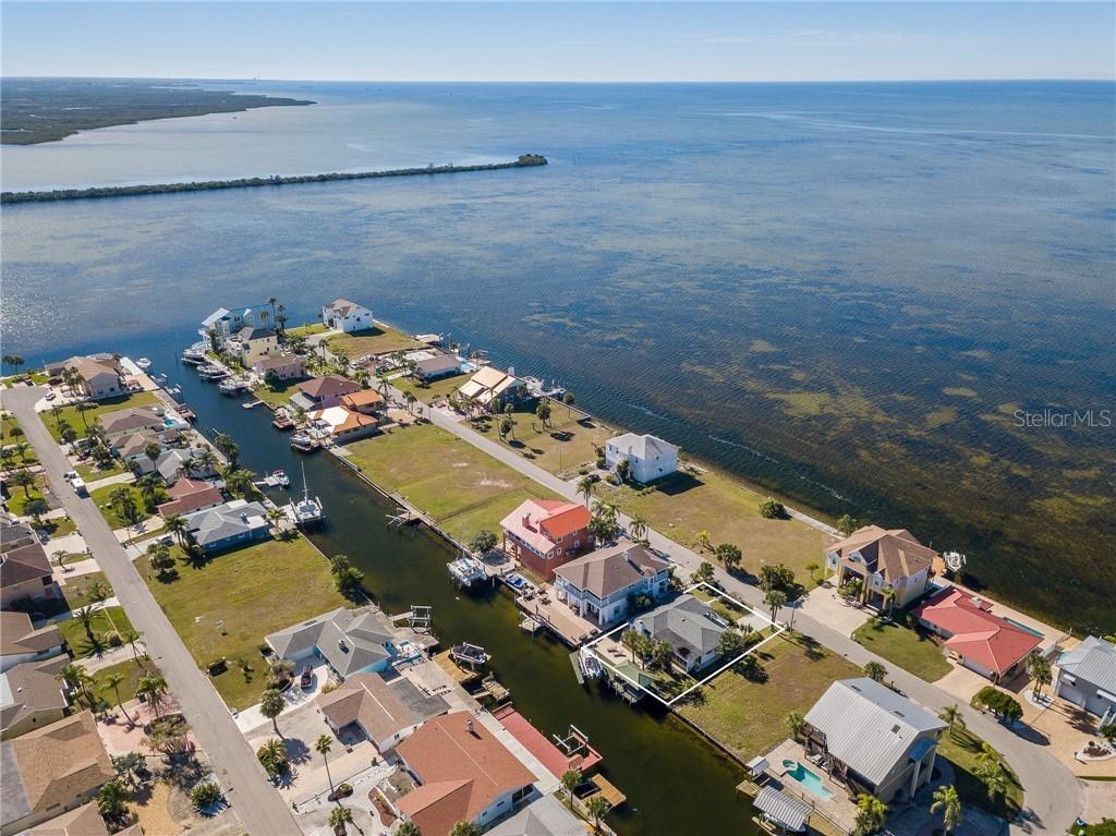 5854 Beverly Dr., Hudson, FL 34667