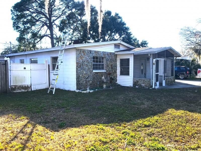 8210 Tanglewood Ln., Tampa, FL 33615