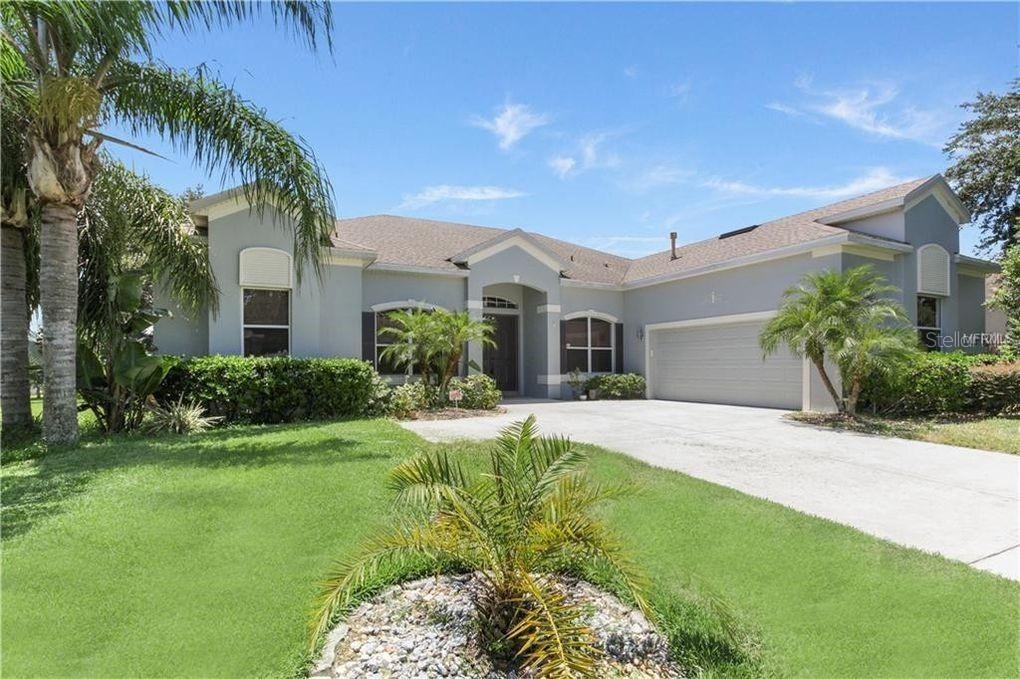 2715 Kingston Ridge Dr., Clermont, FL 34711