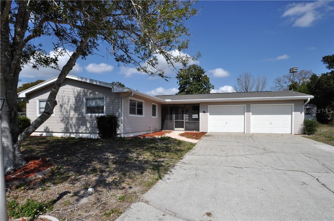 9399 Century Dr., Spring Hill, FL 34606