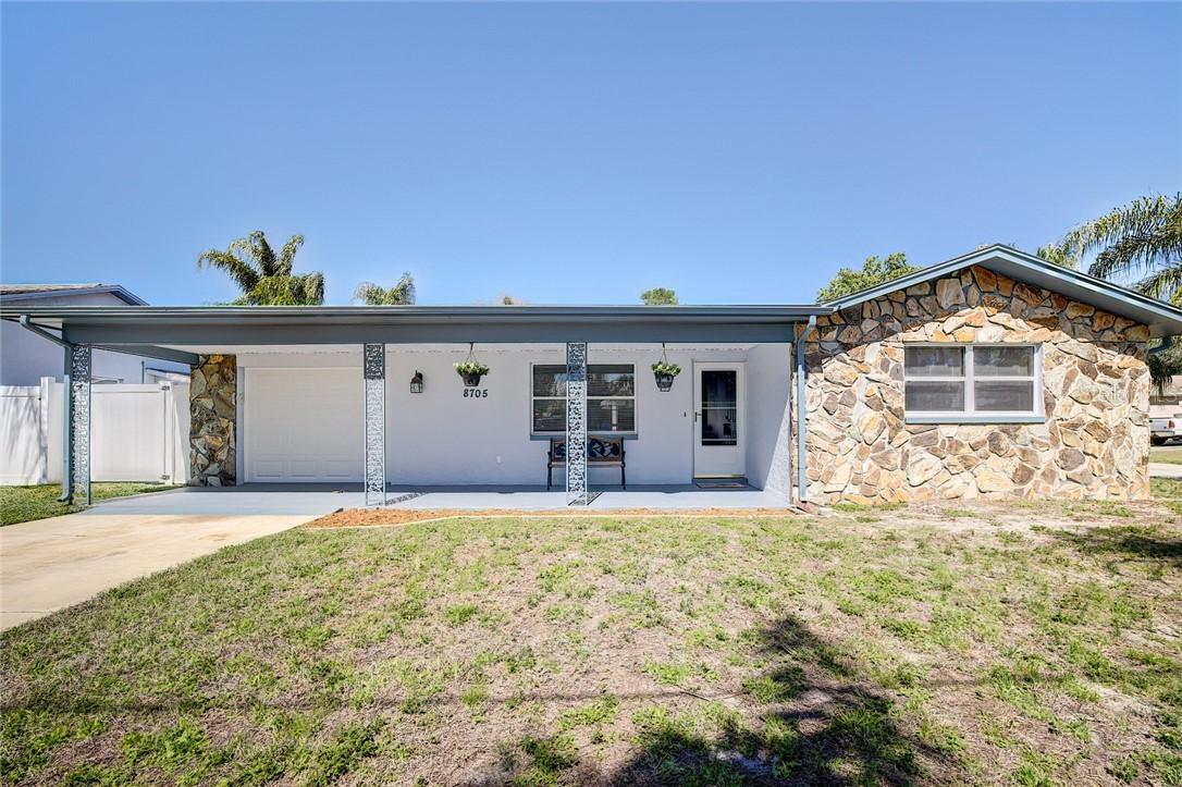 8705 Lafitte Dr., Hudson, FL 34667