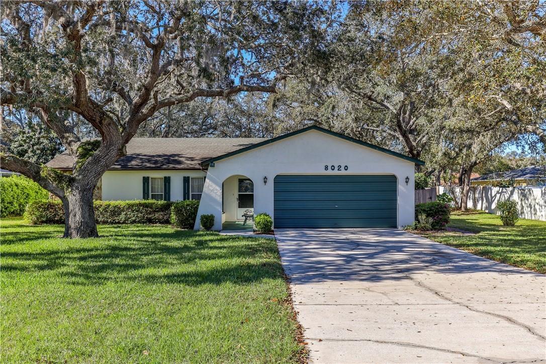 8020 Lullwater Ave., Spring Hill, FL 34606