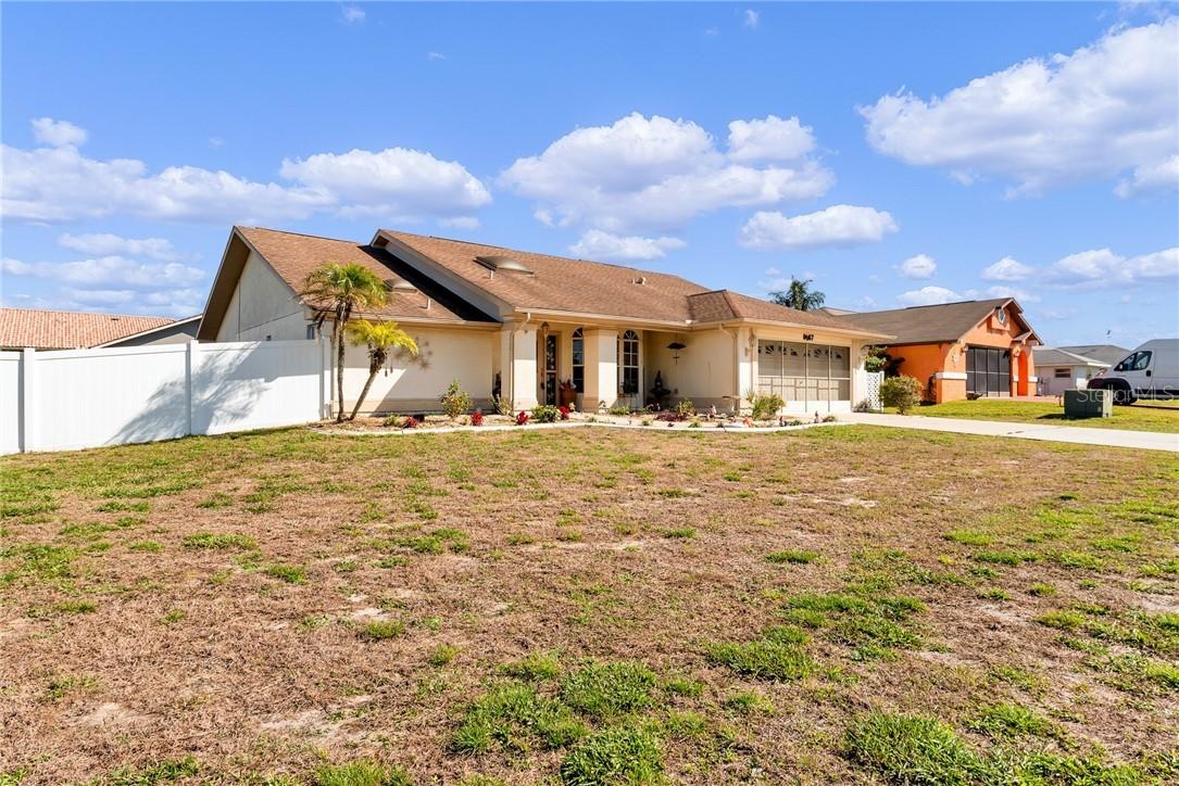 8067 Shalom Dr., Spring Hill, FL 34606