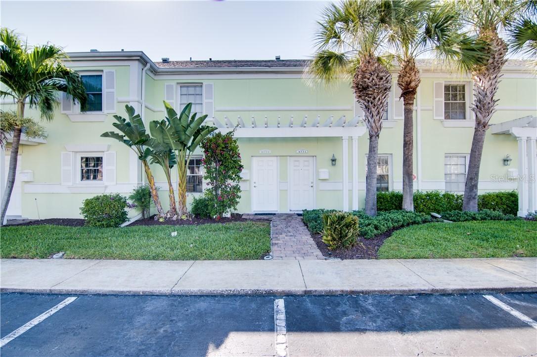 4779 Coquina Key Dr., St Petersburg, FL 33705