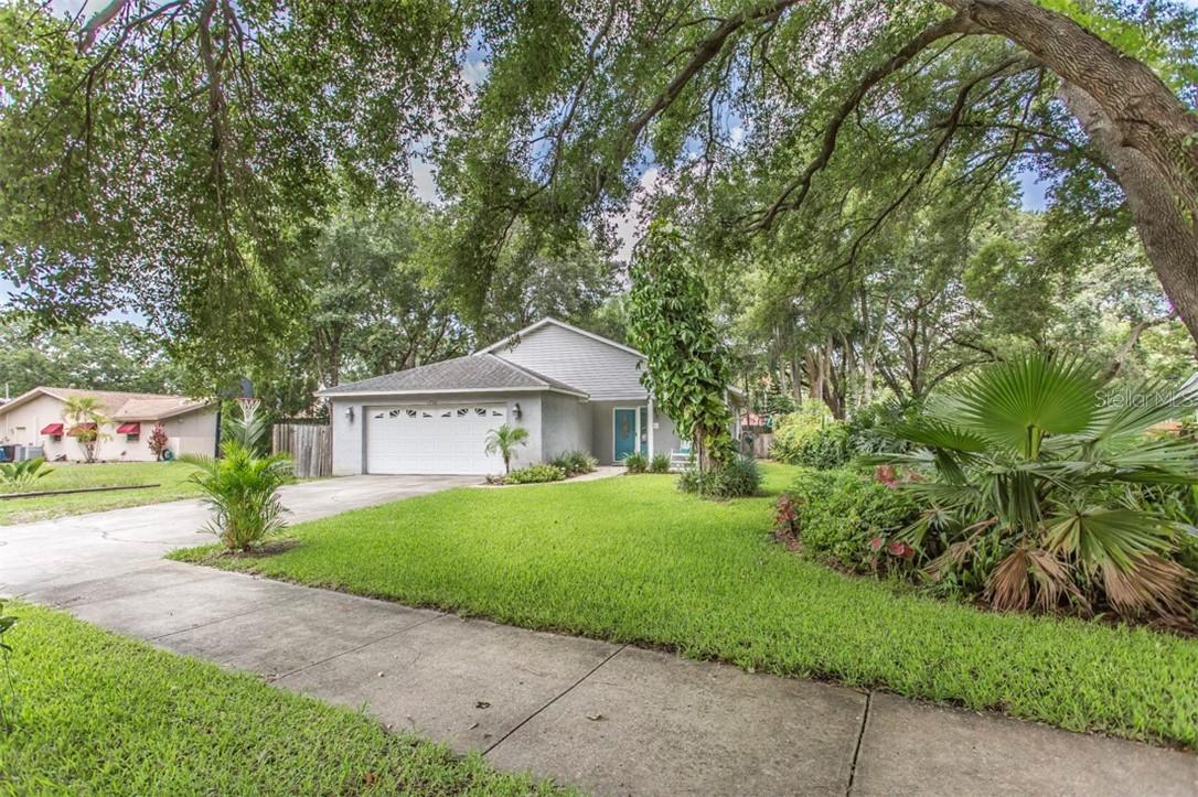 1956 Harding Plz., Clearwater, FL 33765