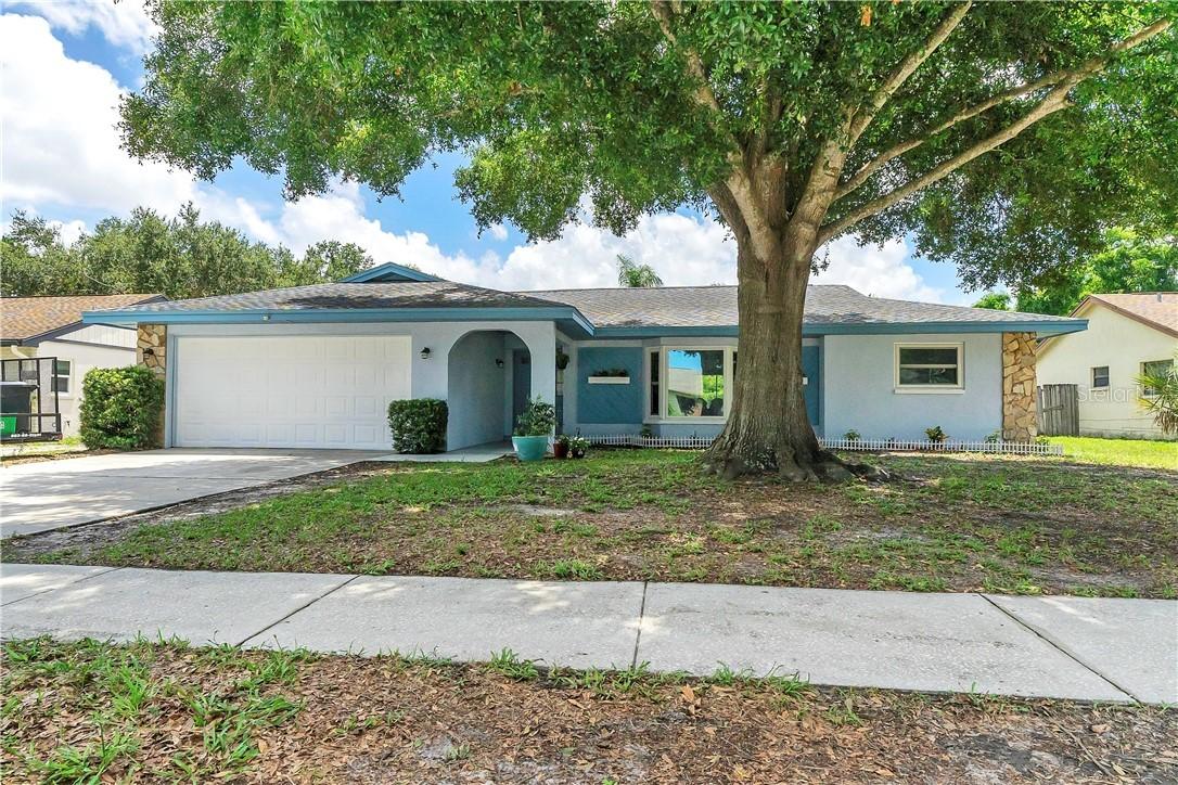 10899 96th St., Largo, FL 33773