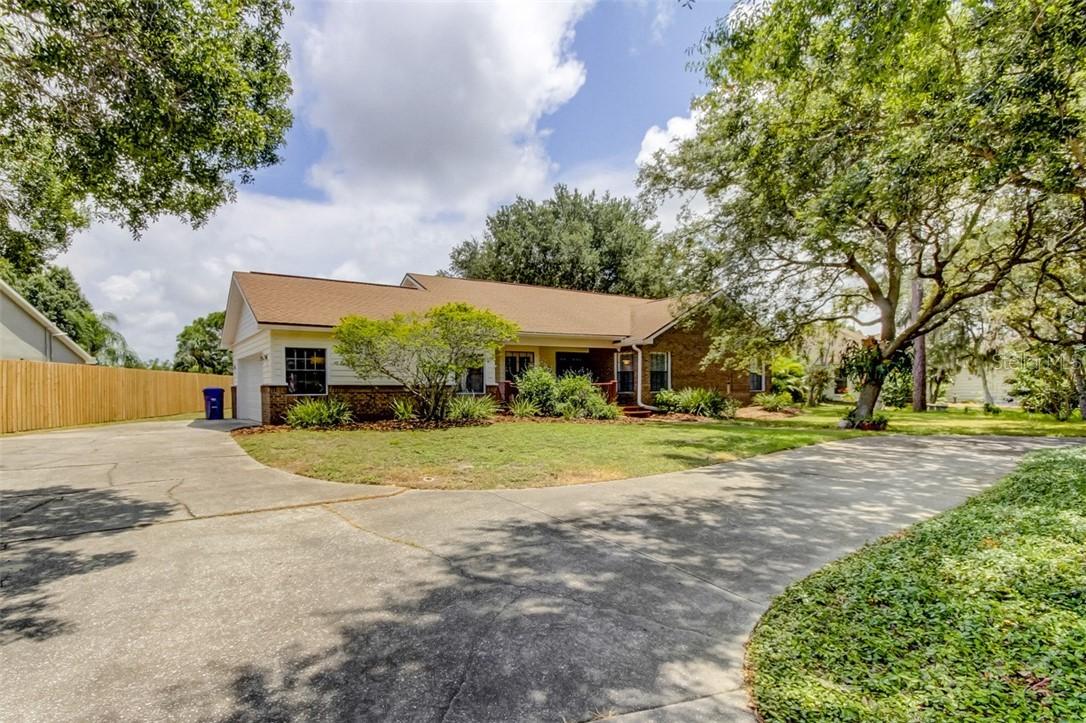 2301 Sand Bay Dr., Holiday, FL 34691