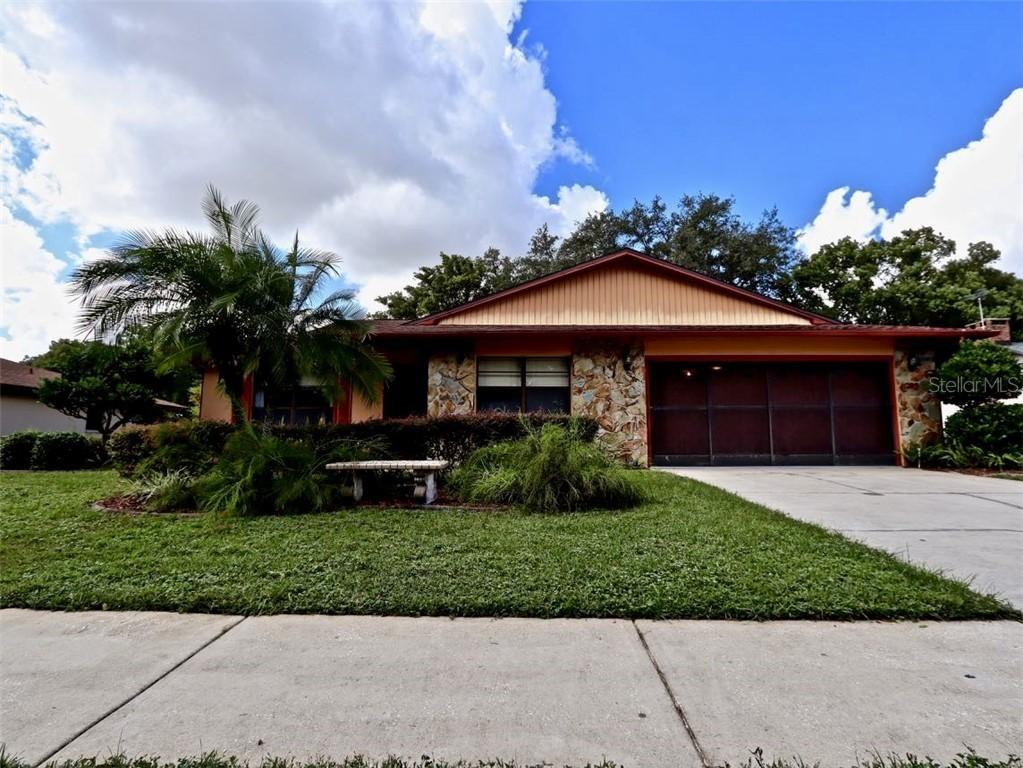 3101 Shadow Oaks Dr., Holiday, FL 34690