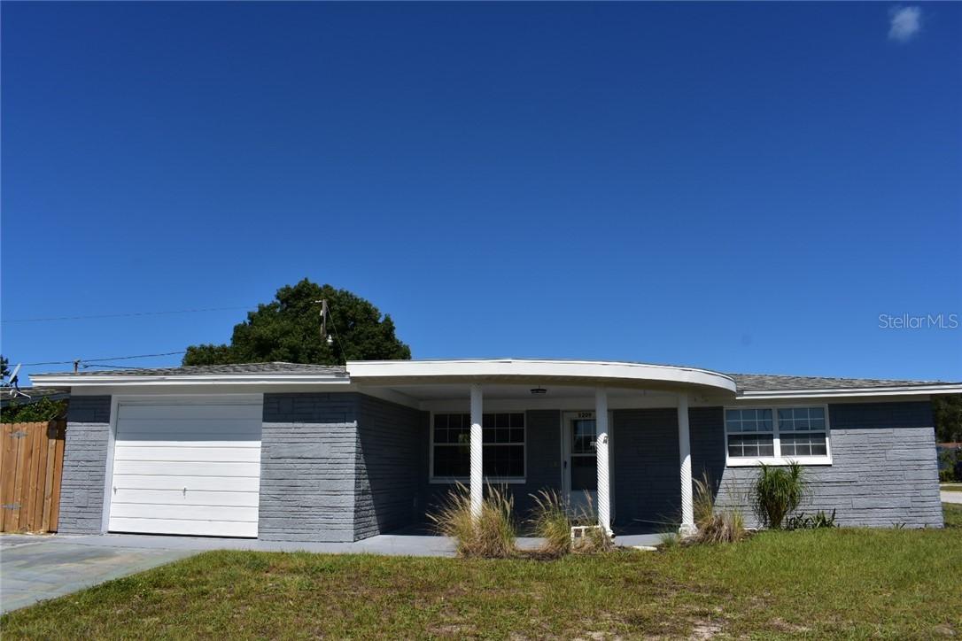 5209 Tammy Ln., Holiday, FL 34690