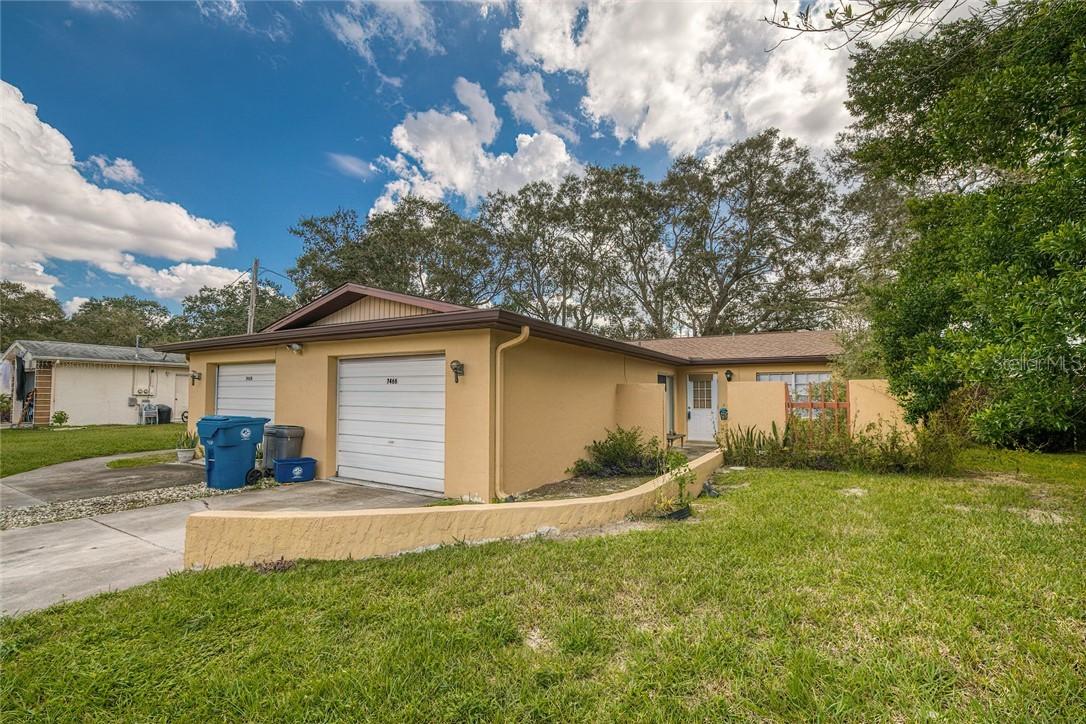 7466 & 7468 Mead Dr., Spring Hill, FL 34606