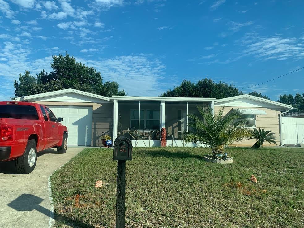 1608 Derrick St., Holiday, FL 34690