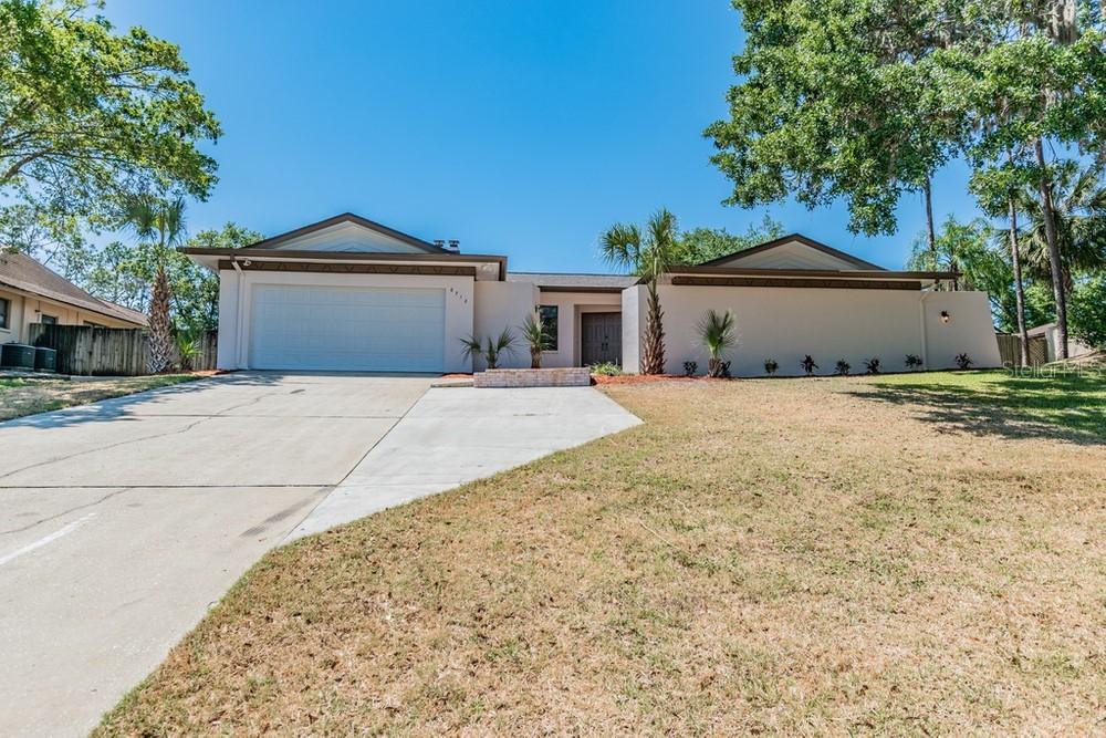 6713 Maybole Pl., Temple Terrace, FL 33617