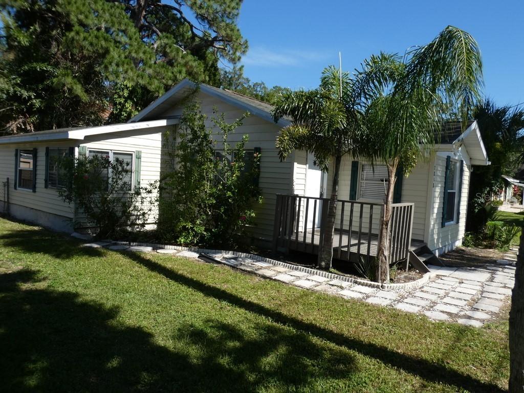 7818 Davis St., Port Richey, FL 34668