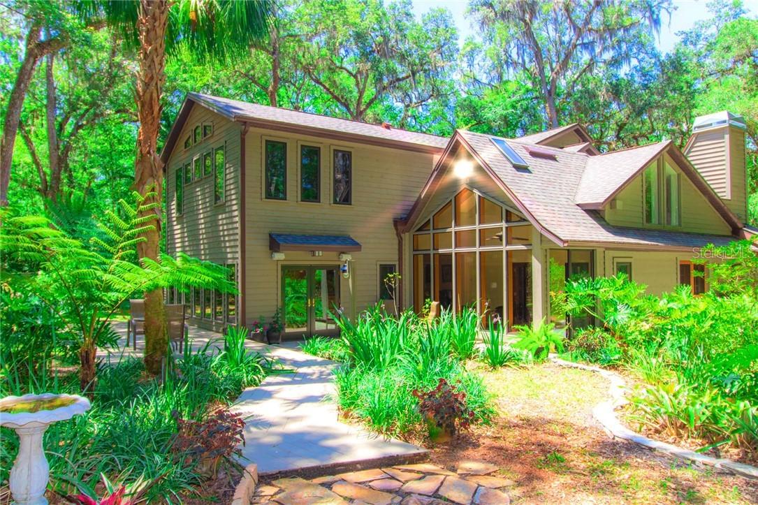 26262 Lake Lindsey Rd., Brooksville, FL 34601