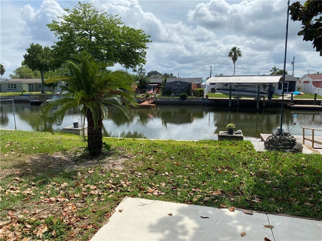 13608 Leslie Dr., Hudson, FL 34667