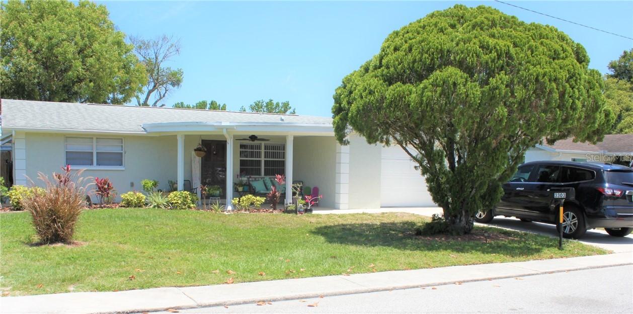 3303 Allandale Dr., Holiday, FL 34691