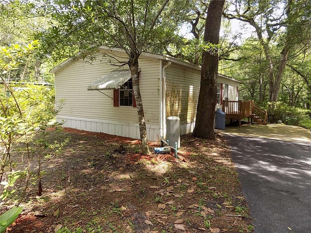 29193 Lawton Dr., Nobleton, FL 34661