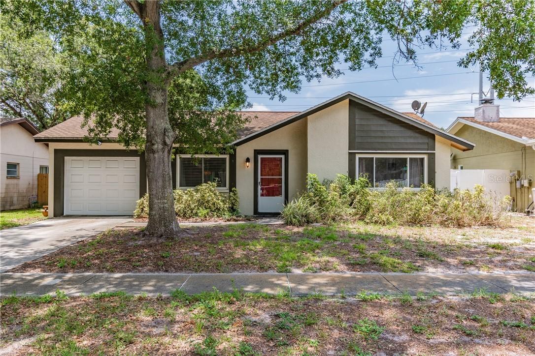 1882 Citrus Hill Ln., Palm Harbor, FL 34683