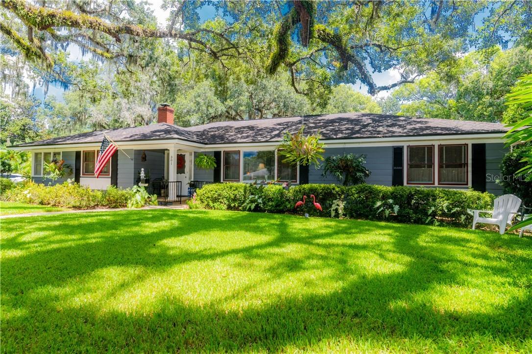 301 S Brooksville Ave., Brooksville, FL 34601
