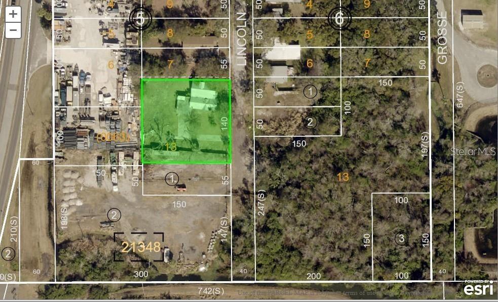 828 Lincoln Ave., Tarpon Springs, FL 34689
