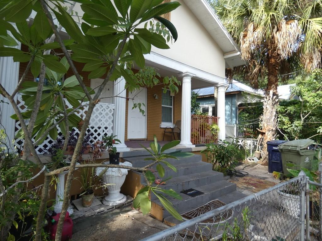 3015 W Chestnut St., Tampa, FL 33607