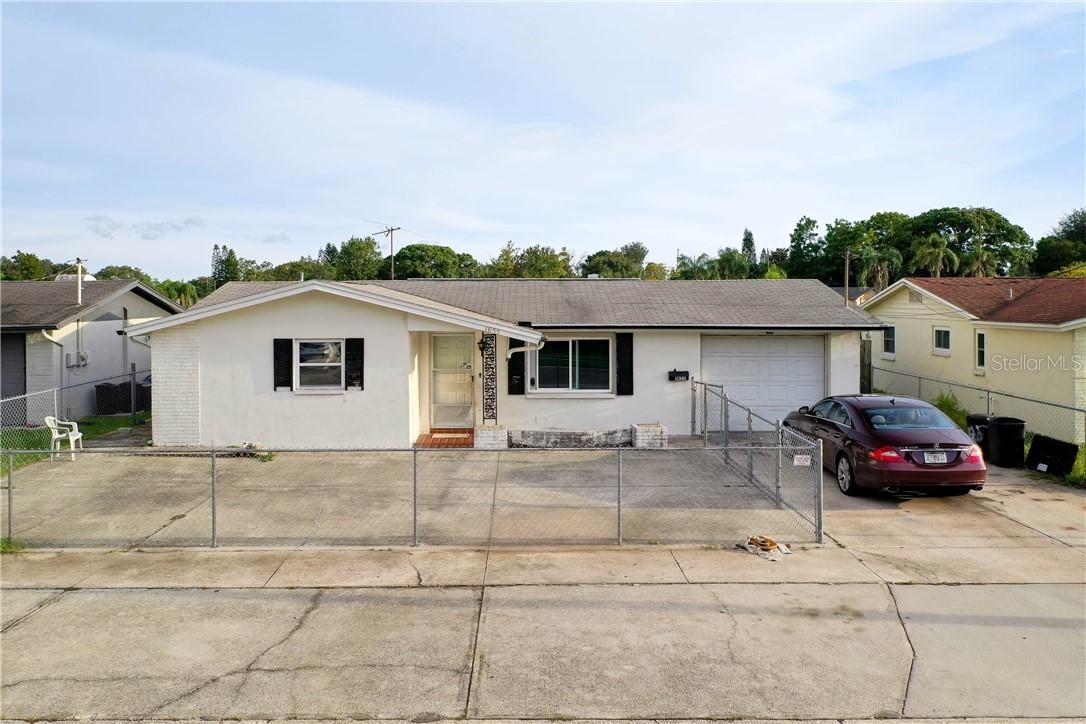 1655 Roundtree Rd., Holiday, FL 34690