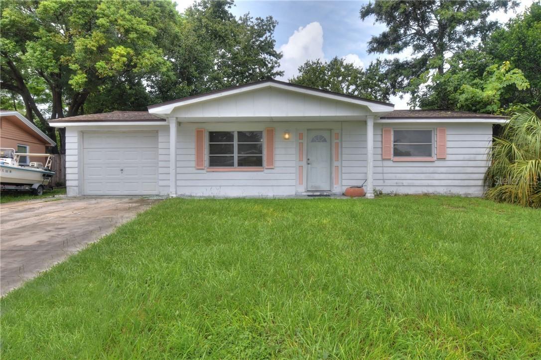 3311 Williamsburg Loop, Holiday, FL 34691